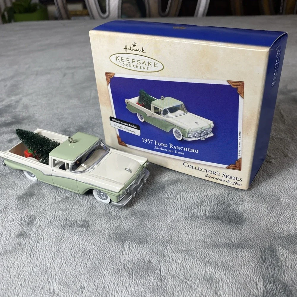 2002 Hallmark Keepsake Ornament 1957 Ford Ranchero Pick Up